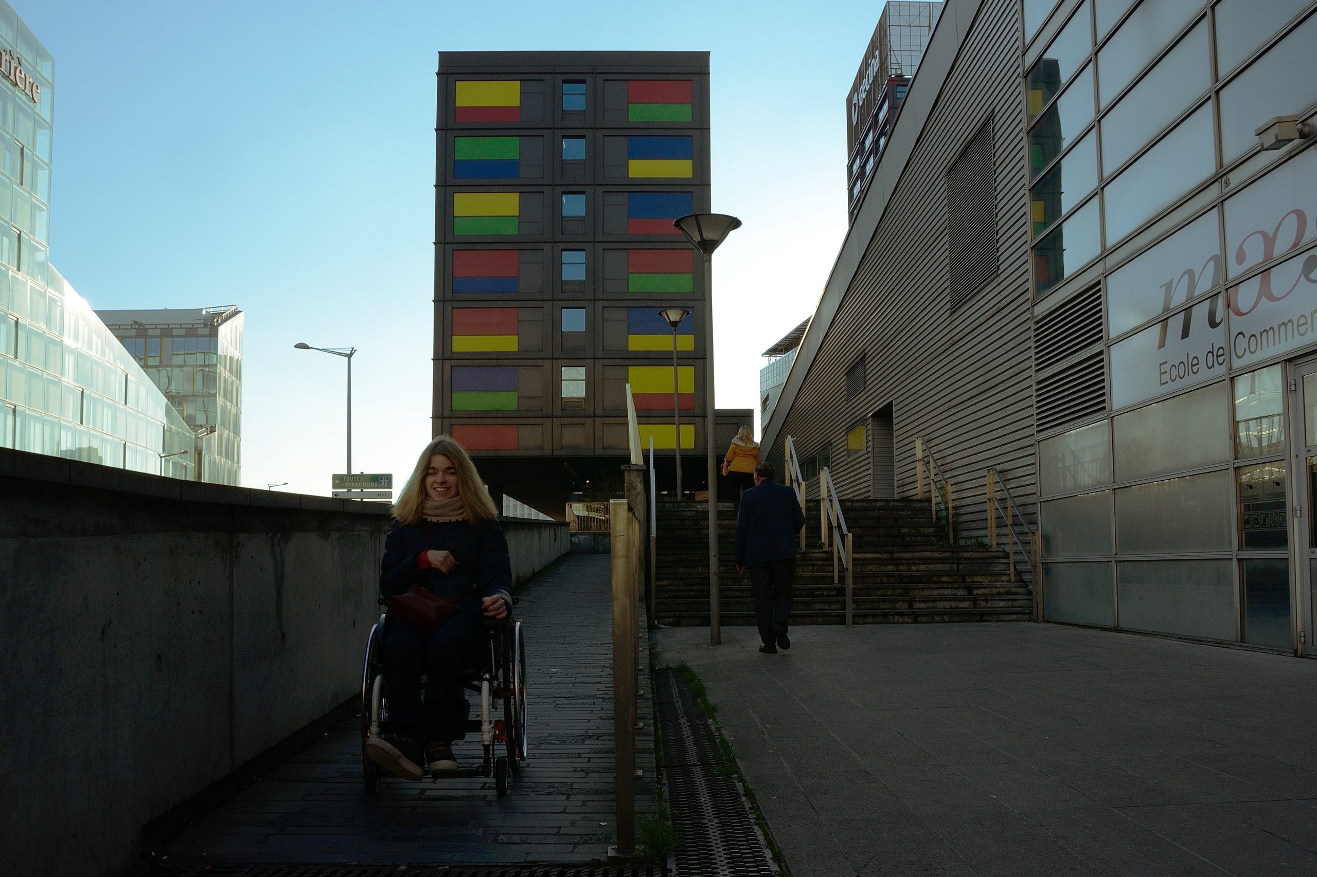 Agatha Coutelle et Kilian Moreau - Un fauteuil dans la ville